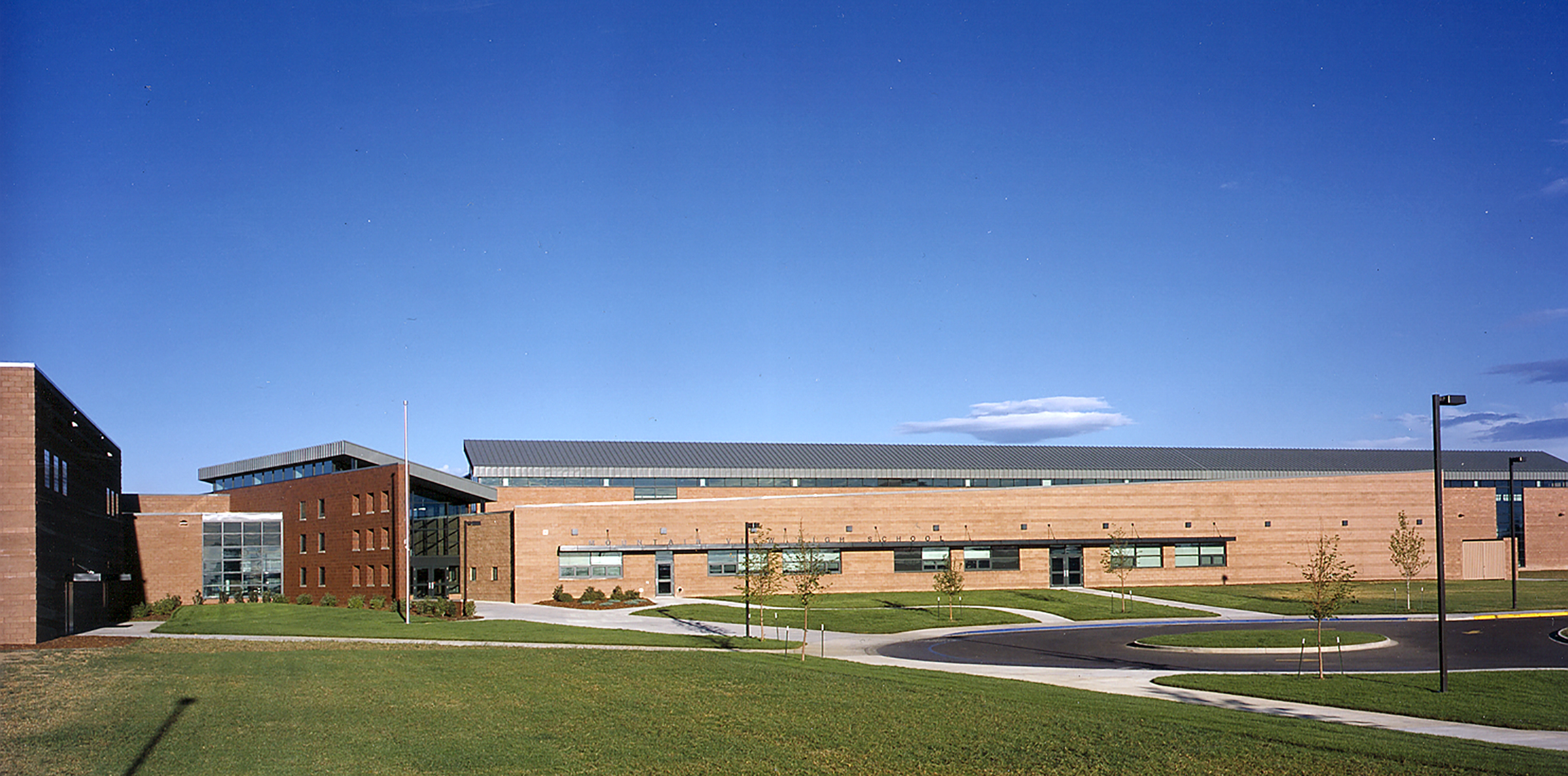 Mountain View High School   RB+B Architects